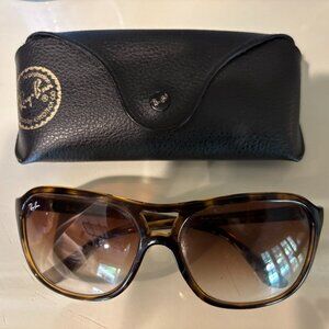 Ray-Ban RB4128 Cats 4000 Sunglasses